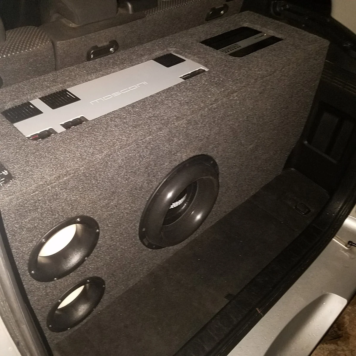Custom vehicle subwoofer enclosure